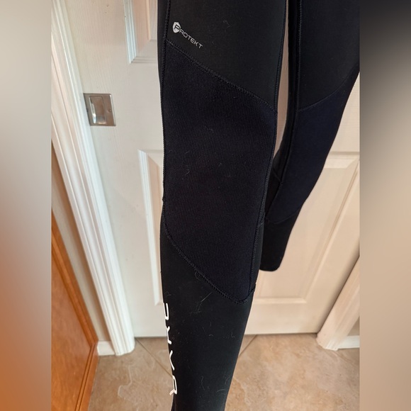 Bare 5mm Evoke Full, Womens *very good condition, gently used* - Picture 7 of 11